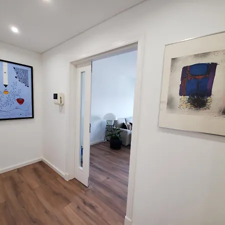 Luxury With Parking And Near Metro Apartment
