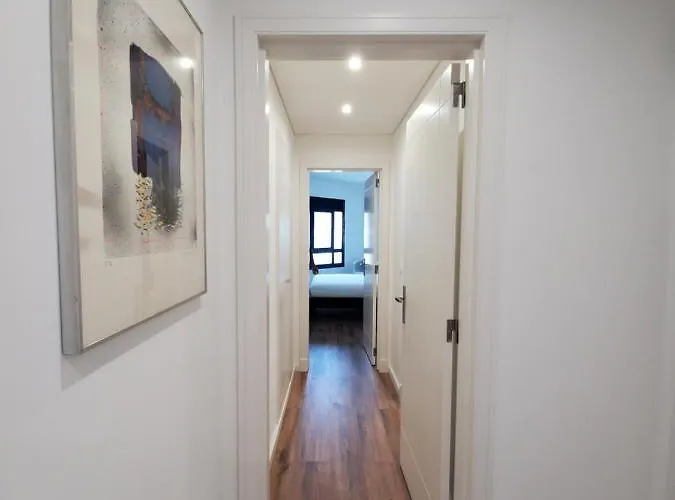 Luxury With Parking And Near Metro * Lisboa