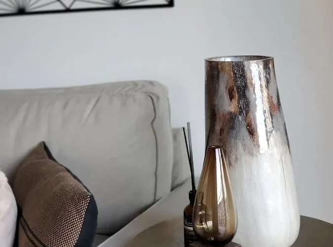 Luxury With Parking And Near Metro