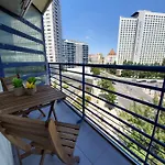 아파트 Luxury With Parking And Near Metro 리스본